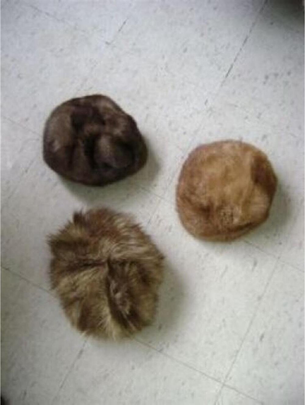 $LOT SALE 3 FUR HATS MINKx2 FOX